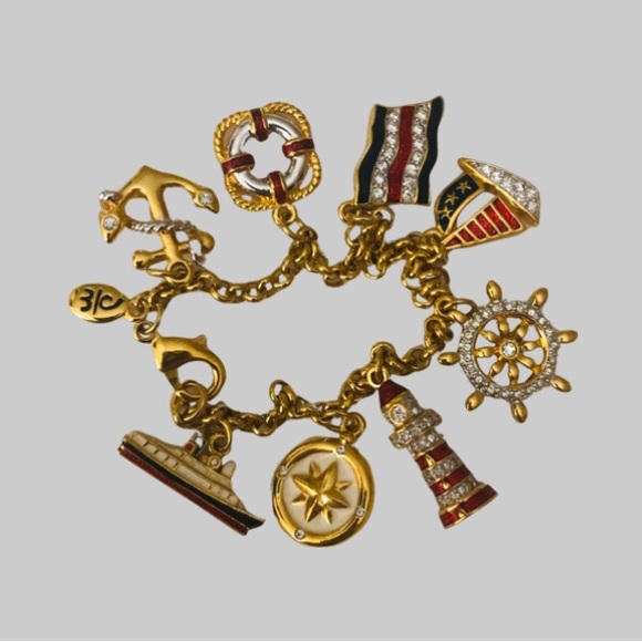Vintage Danbury Mint Nautical Goldton Enamel Crystal Bracelet 8 Charms - Picture 3 of 6